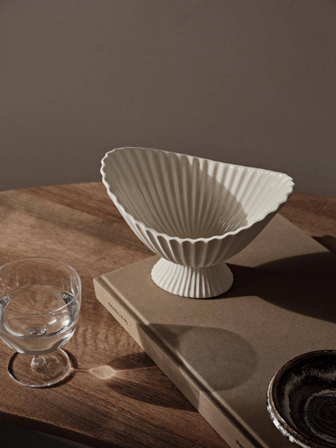 Fountain Bowl 19 Offwhite Ferm Living