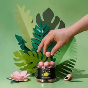 Sommer - Pink Pinapple Lakris med sjokolade 125 gr