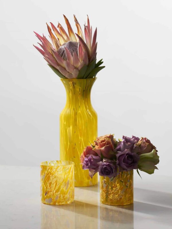 SWIRL KARAFFEL VASE GUL MAGNOR GLASSVERK