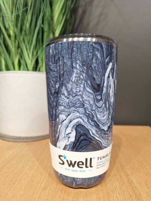 Tumbler med lokk 5,3liter, Aurite Marble