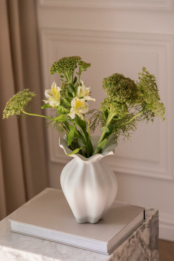 Nellie Vase Off White