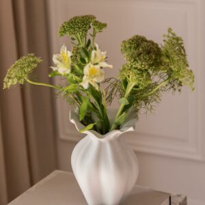 Nellie Vase Off White