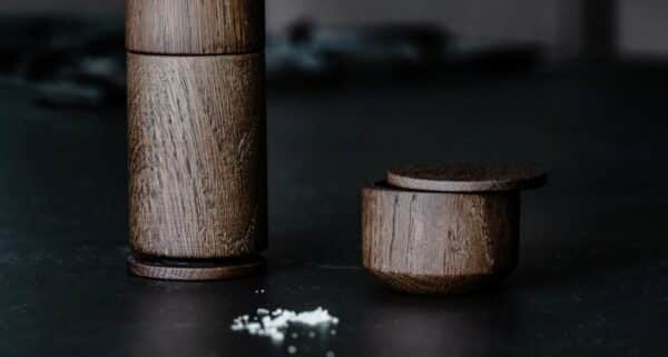 Salt me, saltkar , Røyket Eik