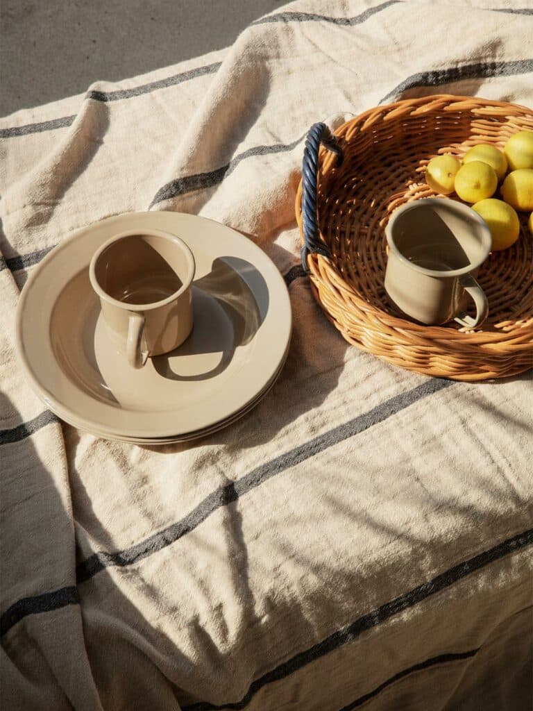 Yard Picnic – Sett av 8 deler