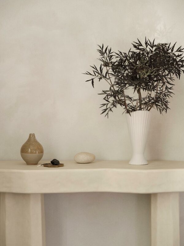 Fountain Vase Offwhite