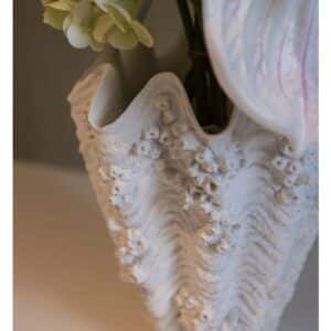 Naya vase