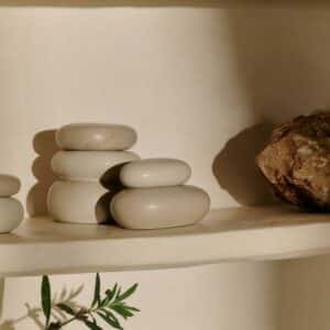 Pebble Box, Medium