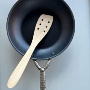 Stekespade Med Hull 29cm, Bøketre