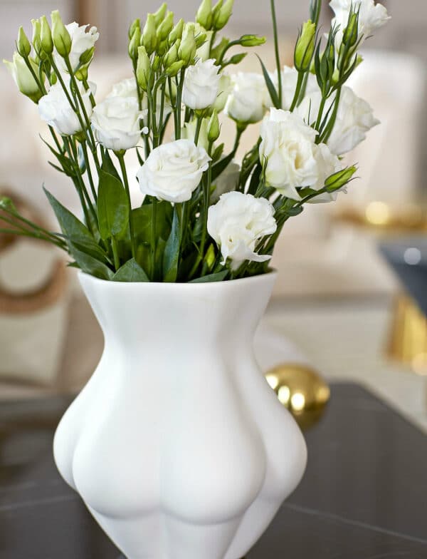 Kiki's Derriere Vase
