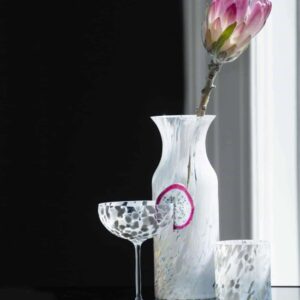 SWIRL KARAFFEL VASE 1,4 L HVIT MAGNOR GLASSVERK