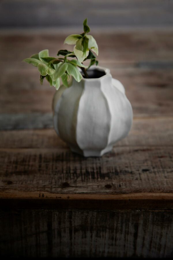 Vase steintøy d13 h14cm naturhvit