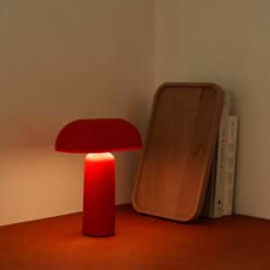 Porta oppladbar bordlampe H24 - rød