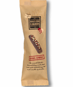 Mandelstang – Lakridskaramel med Mørk Chokolade, Mandler & Kirsebær