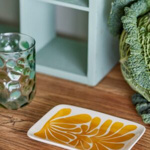 Fauni-tallerken, gul, steintøy