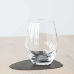 Serene Curve-glassbrikke i skinn, 11 x 13 cm, hasselnøtt